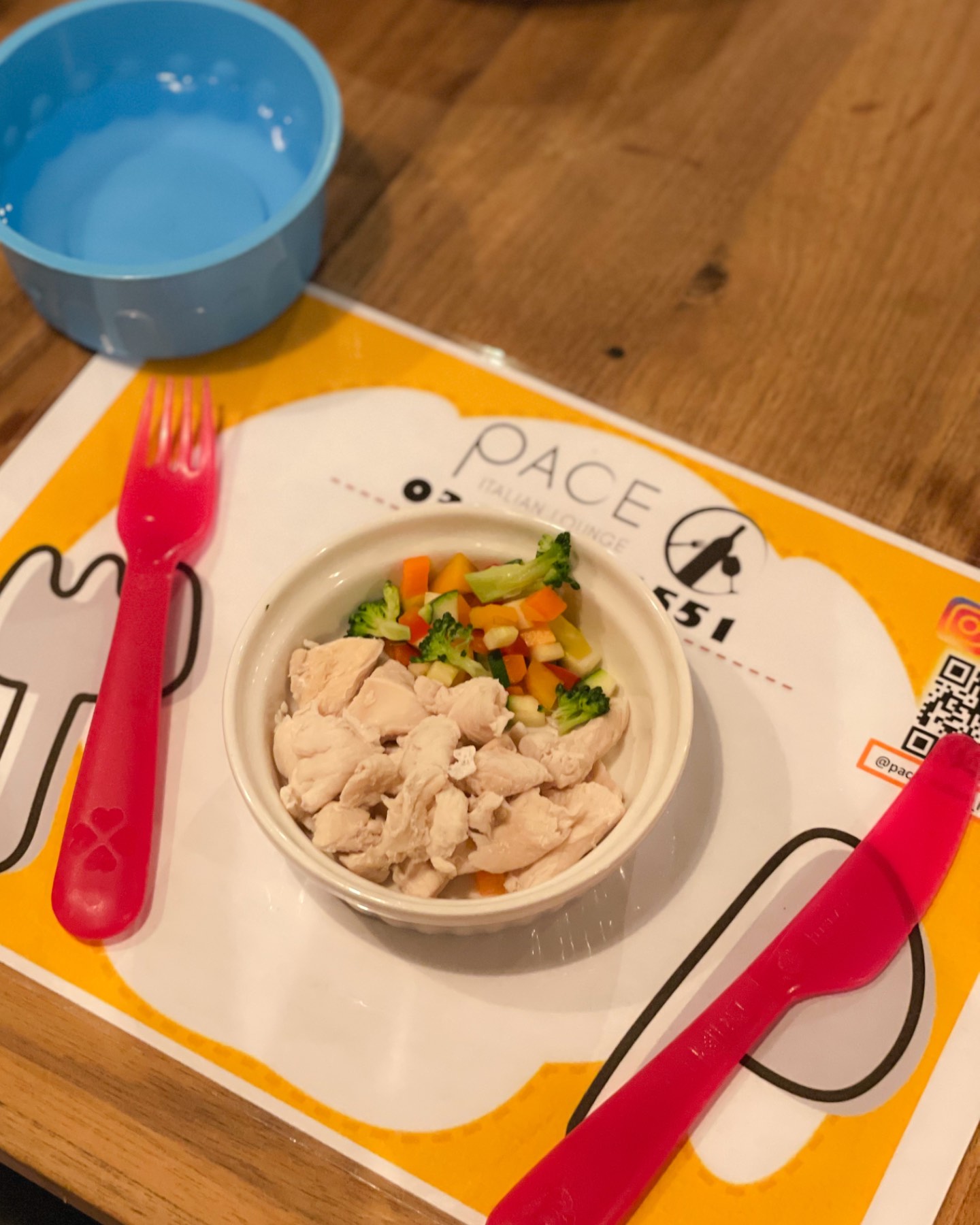 PACE ITALIAN LOUNGEの画像:わんこ用メニューもしっかりした食事があります